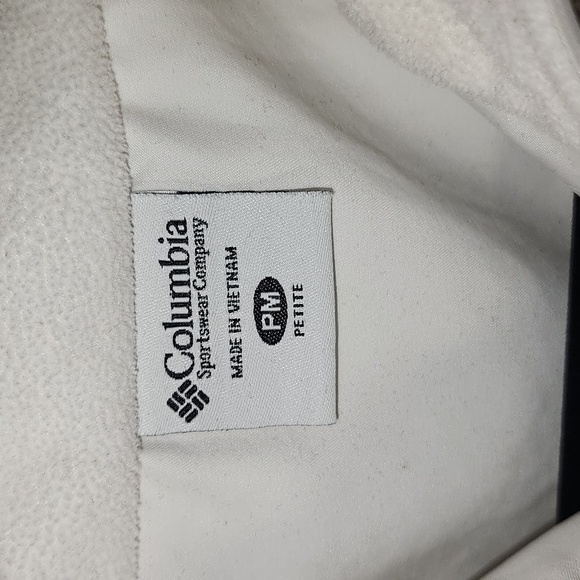 Columbia size PM White Vest Full Zip Lightweight - Picture 4 of 7
